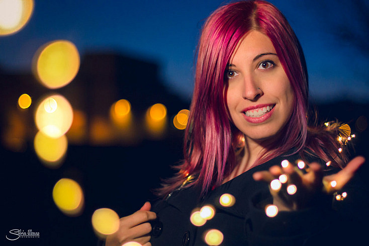 iluminación creativa en fotografía de retratos ile ilgili görsel